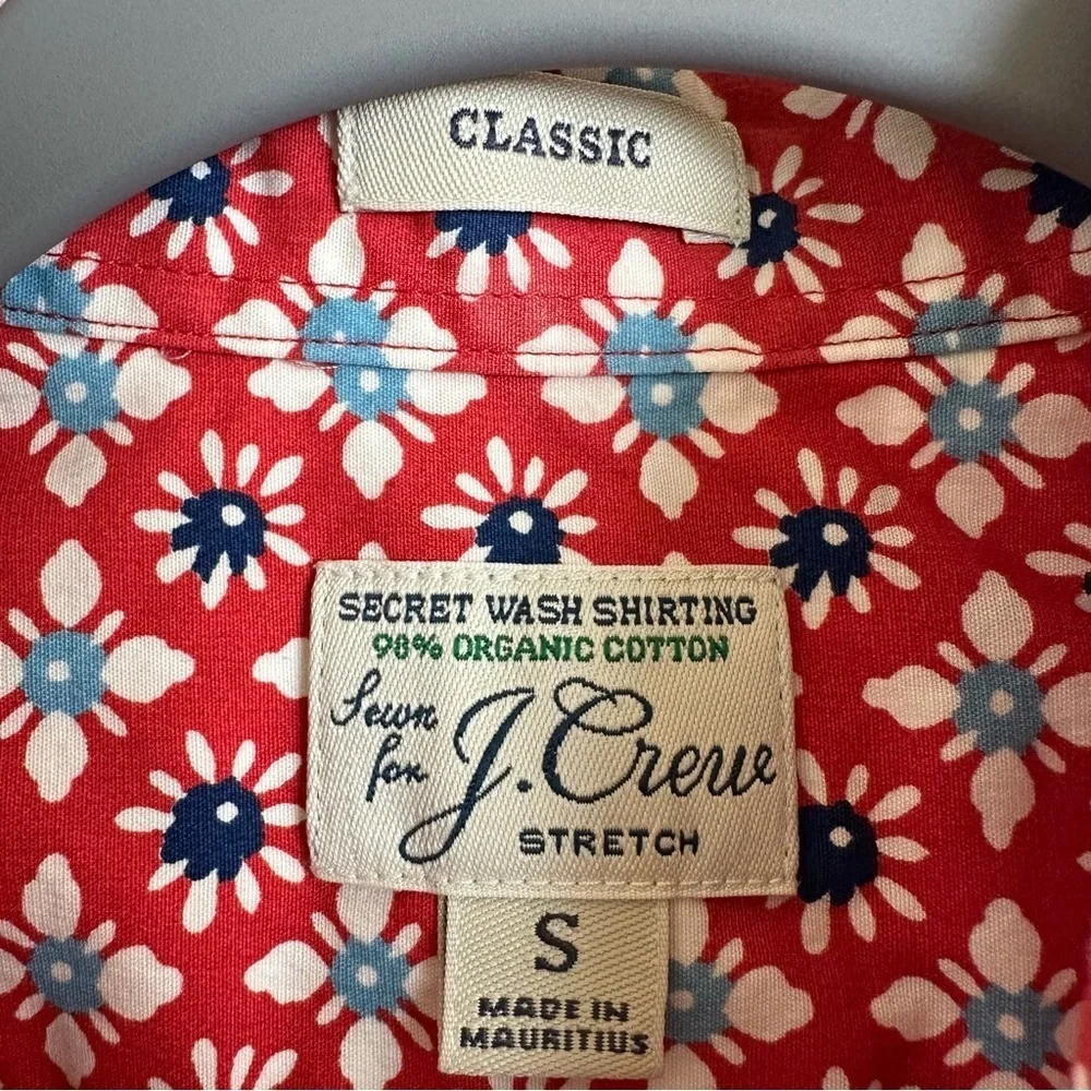 J Crew Mens Small Red Tile Print Classic Fit Button‎ Up Shirt Organic Cotton